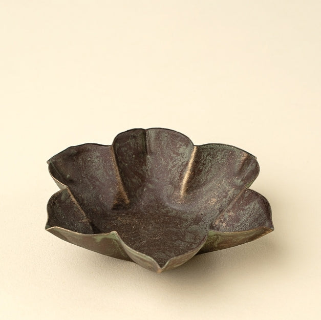 Florentine Catchall Dish | Petal