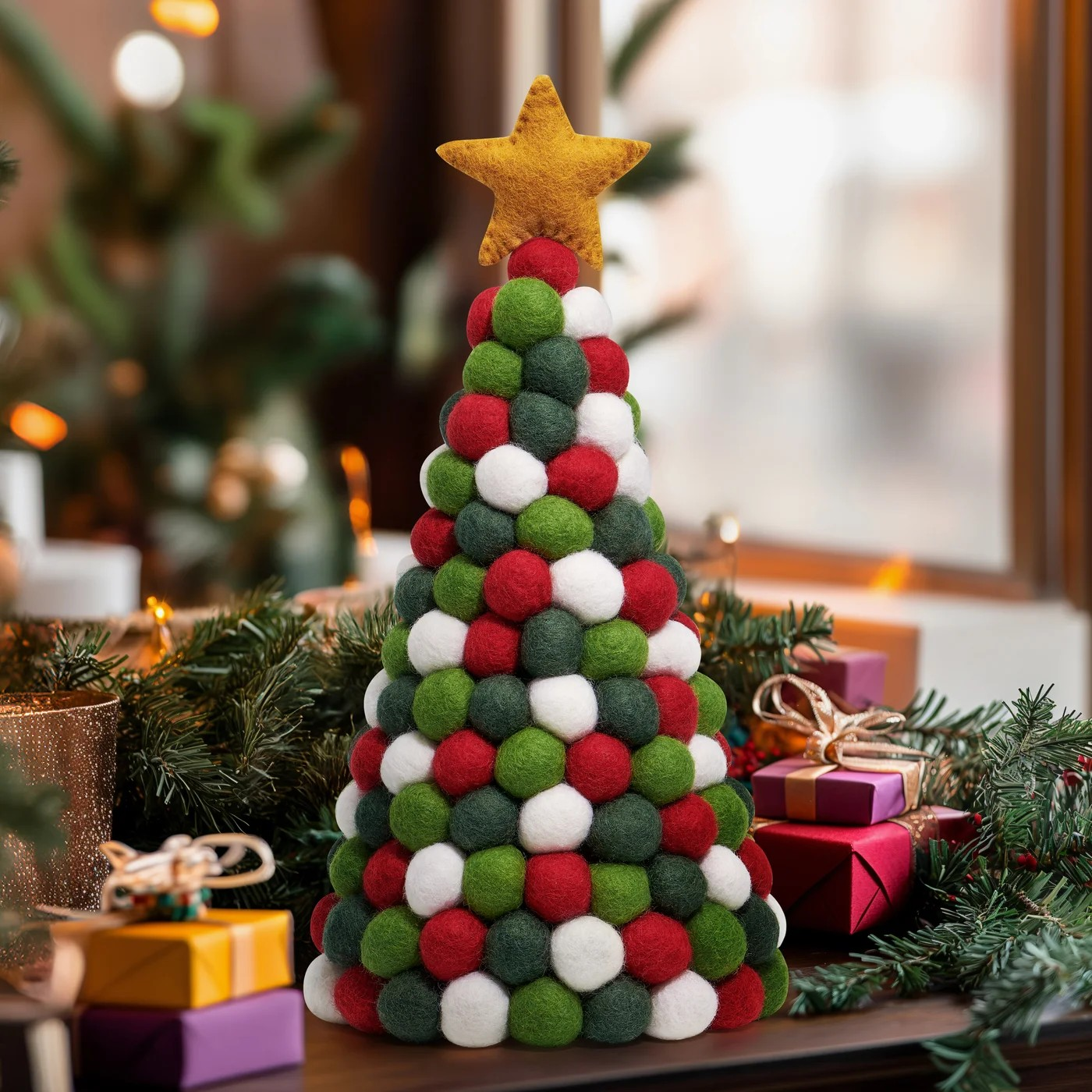 MODWOOL™ Felt Ball Tree with Star