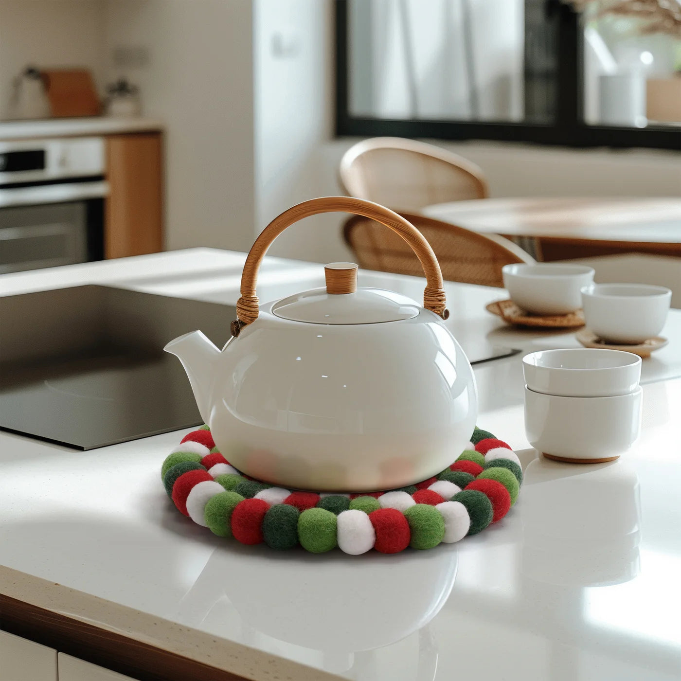 MODWOOL Felt Ball Round Trivet |  Red/White/Green