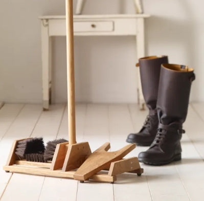 Foot scraper with Bootjack | Oak