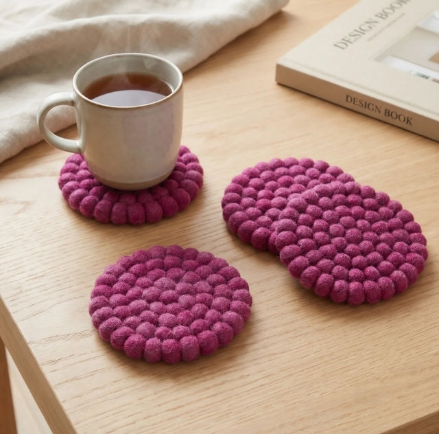 ModWool  | Felt Ball Coaster Set | Cranberry