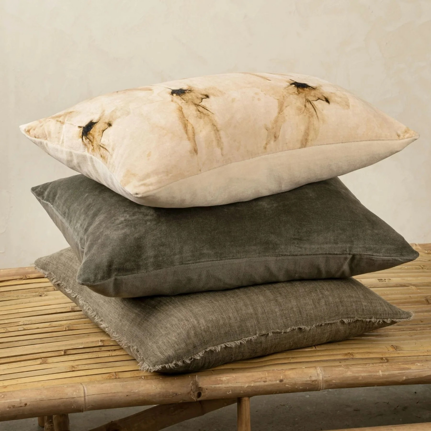 VELVET CULTIVATE PILLOW